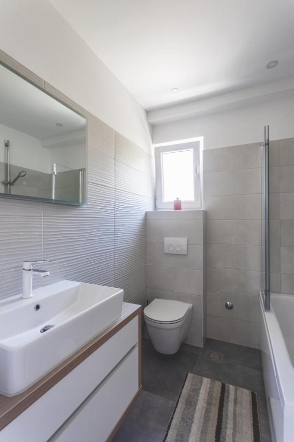 Center Apartment Golden Ray Bol Esterno foto